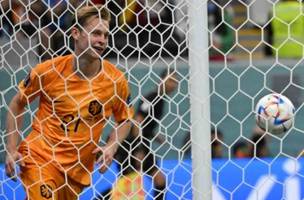 Frenkie De Jong marcou o segundo gol da Holanda contra o Qatar (Foto: Alberto Pizzoli / AFP)