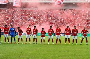 Equipe do América-RN antes do jogo que garantiu o acesso (Foto: Ricardo Oliveira)