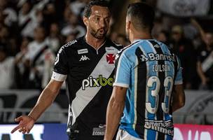 Vasco e Grêmio voltam a se enfrentar hoje pela segunda divisão (Foto: THIAGO MENDES/W9 PRESS/ESTADÃO CONTEÚDO)