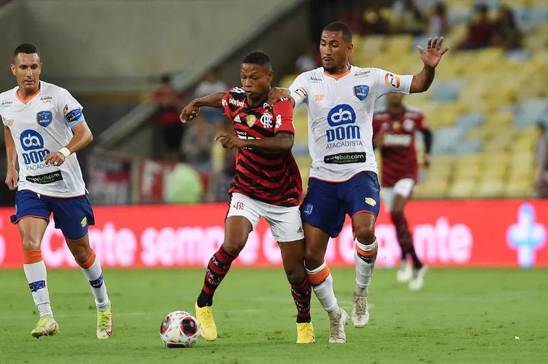 Vasco cria identidade após 10 jogos e chega sólido para clássico contra o  Flamen