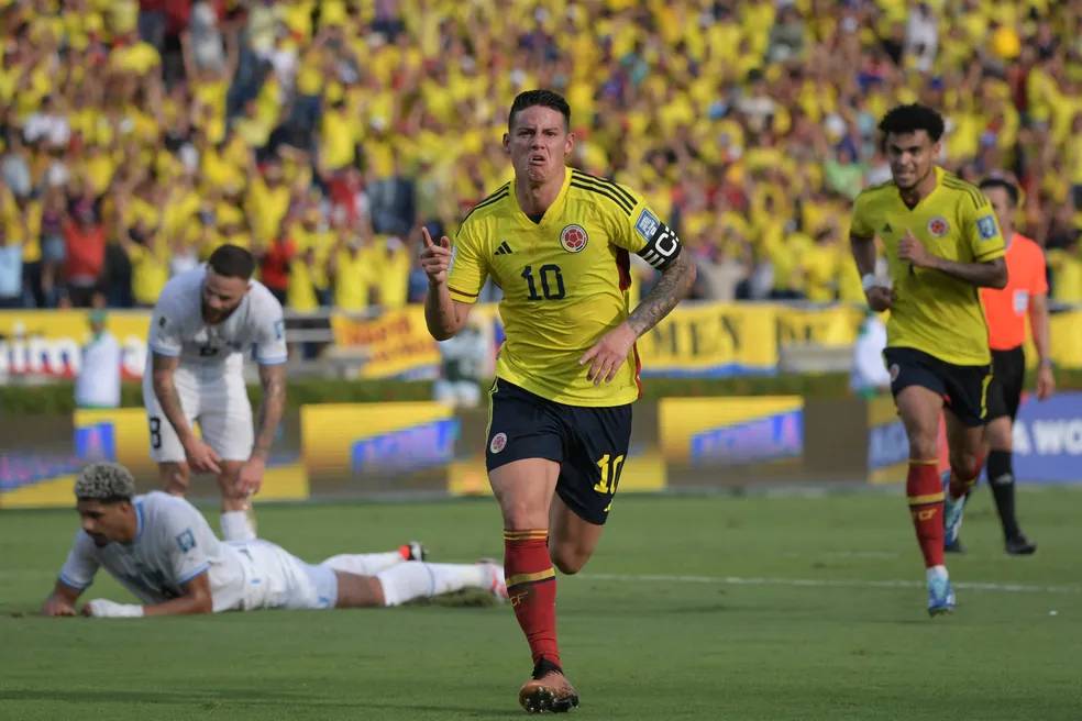 Colombiano conquista palmeirenses em apenas 3 jogos na base