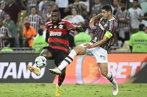 Flamengo empolga no 11x11, deixa Flu tonto, mas volta a não aproveitar superioridade (Foto: GE)