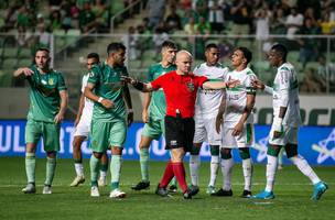 America-MG x Coritiba (Foto: Fernando Moreno/AGIF)