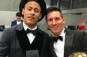 Neymar e Messi durante a cerimonia da Bola de Ouro de 2016 Reproducao/Instagram (Foto:  Reproducao/Instagram)