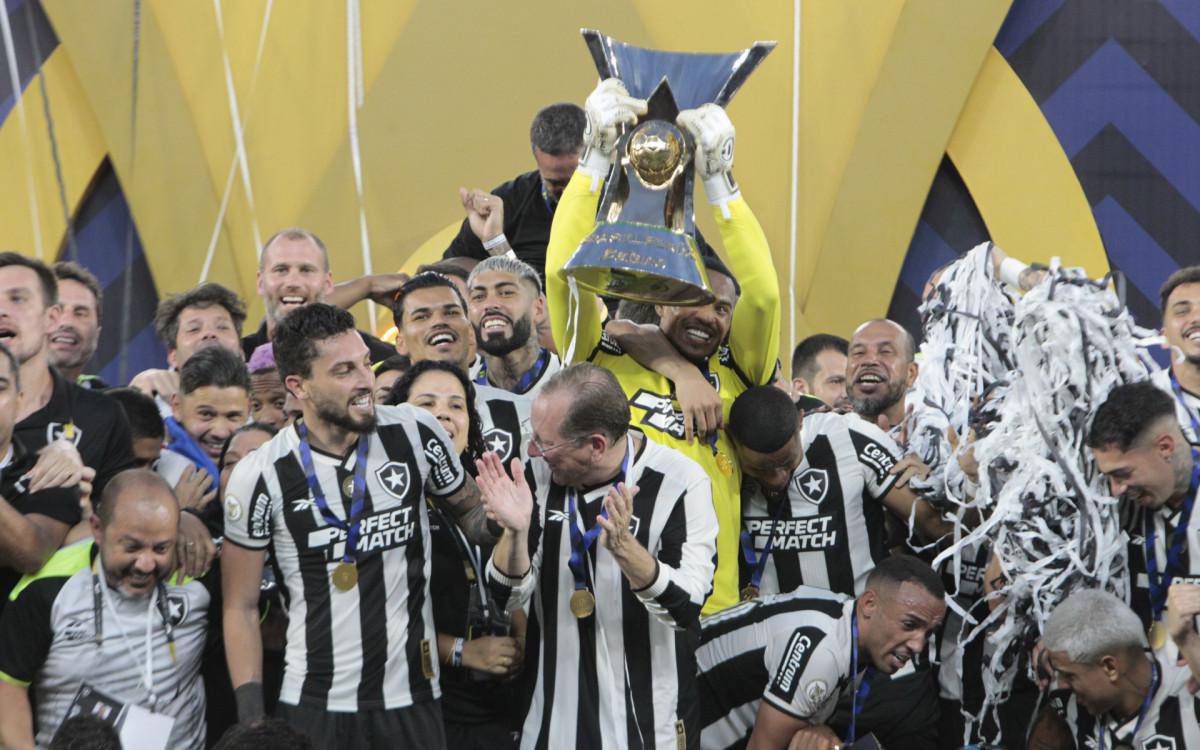 Botafogo foi campeao brasileiro pela terceira vez: 1968, 1995 e 2024