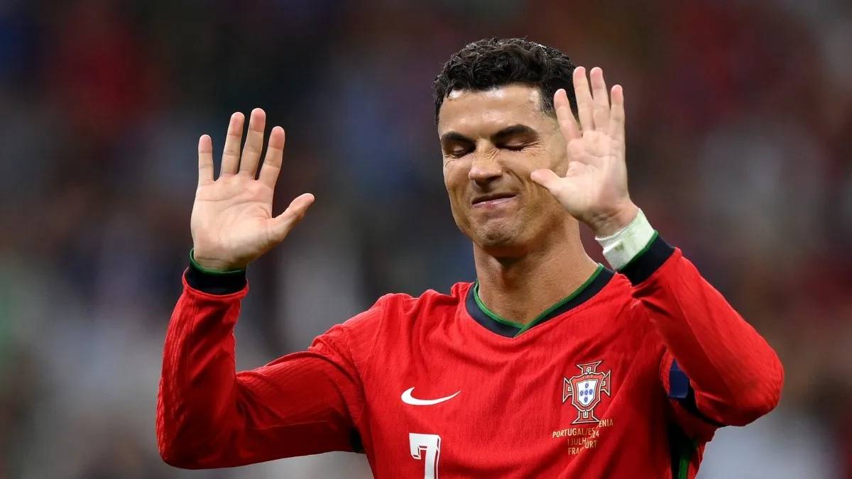 Cristiano Ronaldo lamenta pênalti perdido na Euro: 'Tristeza e alegria ao mesmo tempo'
