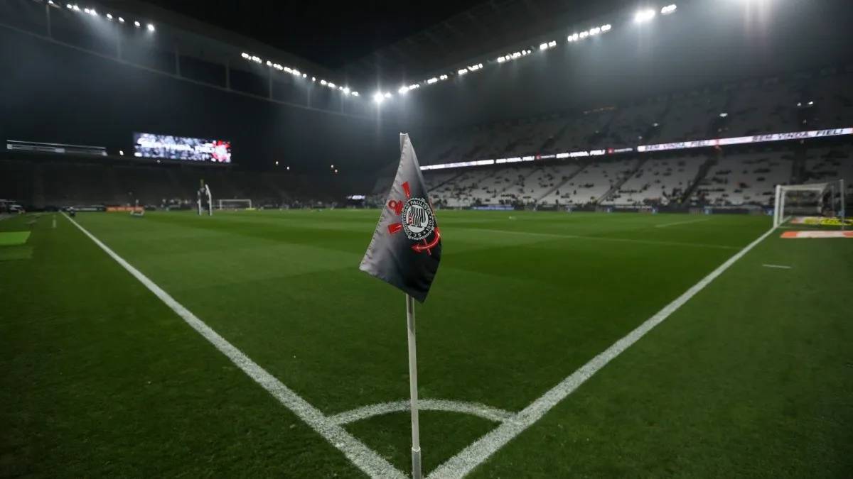 Corinthians emite nota sobre suposta ligação entre facção e agenciamento de jogadores...