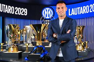 Lautaro Martínez renova contrato com a Inter de Milão (Foto: TNT)