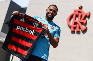 Juninho pode realizar sua estreia pelo Flamengo contra o Volta Redonda (Foto: Gilvan de Souza)