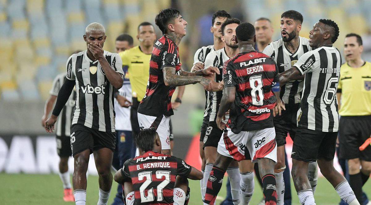 Confusao no classico entre Flamengo e Botafogo