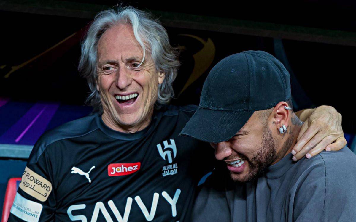 Jorge Jesus garante ainda conversar com Neymar, que esta no Brasil