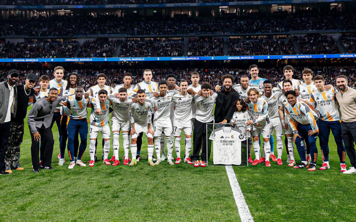 Marcelo recebeu homenagem do Real Madrid