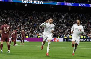 Mbappe brilhou na vitoria do Real Madrid sobre o Manchester City (Foto: Oscar del Pozo / AFP)