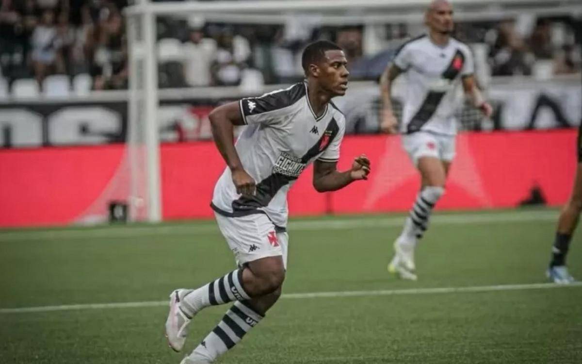 Lucas Eduardo disputou somente tres partidas com o elenco principal do Vasco